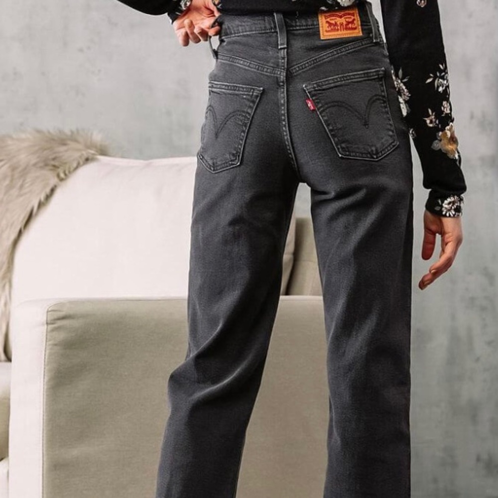 LEVI'S® Ribcage Straight Ankle High-rise Jeans